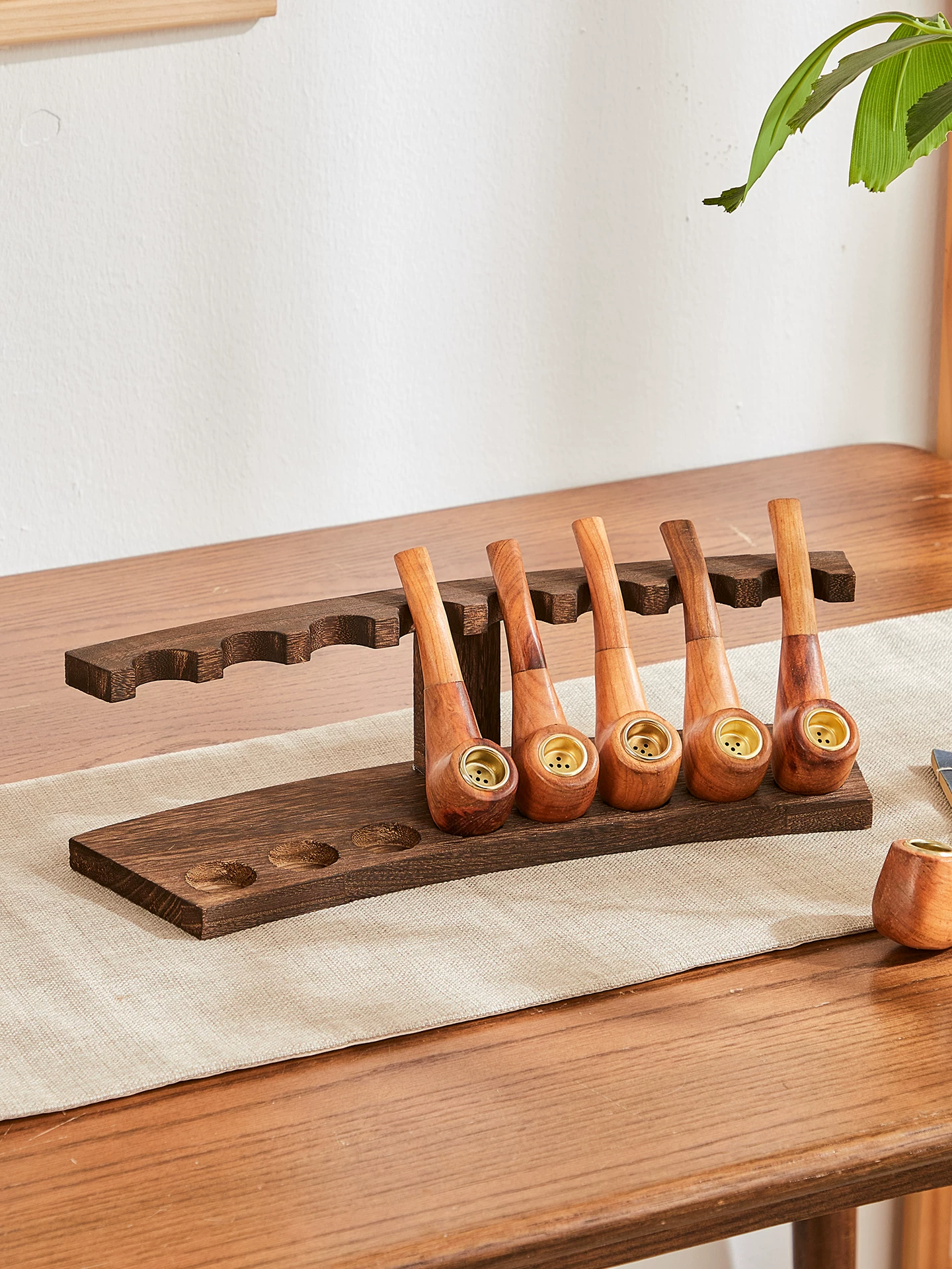 Vintage Tobacco Pipe Stand